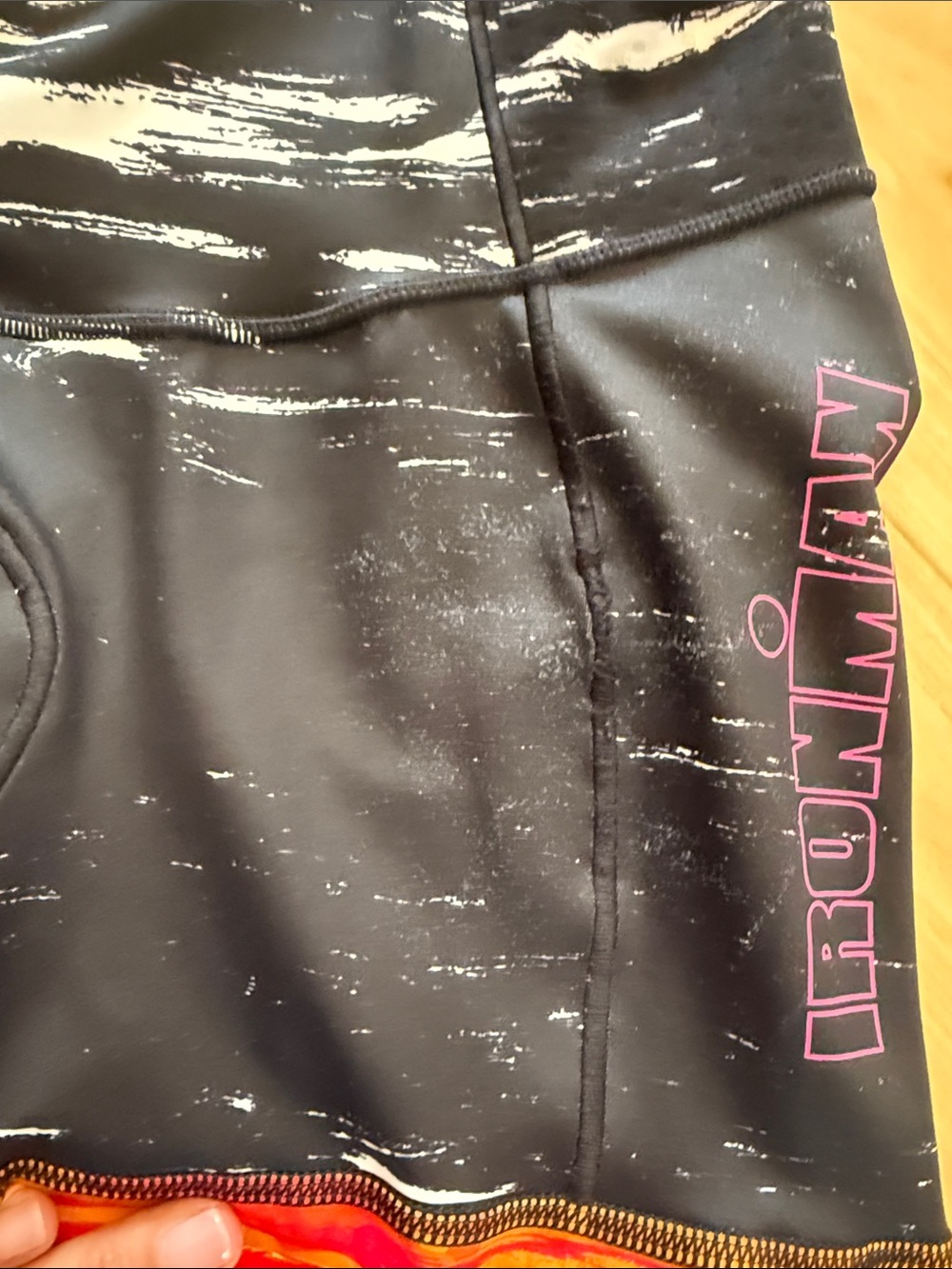 ZOOT LTD CYCLE 7" ISHORTS VIBRANT MULTI COLOR HIGH PERFORMANCE INDOOR OUTDOOR LG - Picture 10 of 12